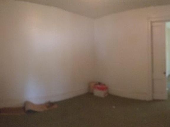 5th image of 775 Hawthorne Ave E