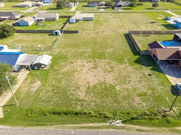 Jimmy Dr, Crowley, LA 70526