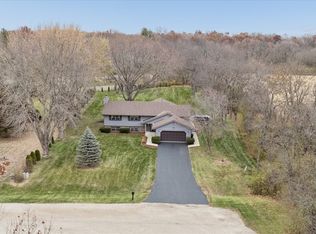 4761 Huxley Dr, Rockford, IL 61101