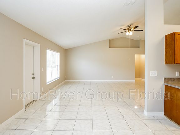 2nd image of 411 Ohio Ln