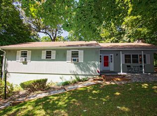 51 Woods Dr, Clinton Corners, NY 12514