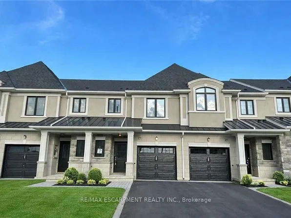 27 Mia Dr, Hamilton, ON L9B 0K1