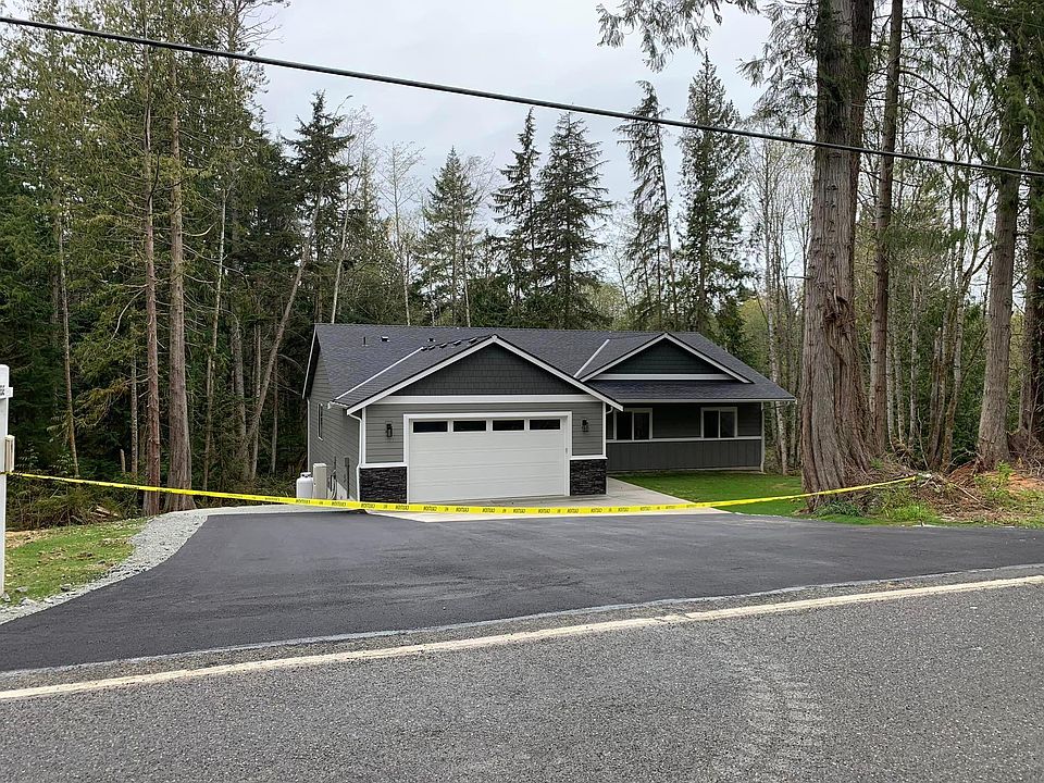 1st image of 643 NW Camano Dr