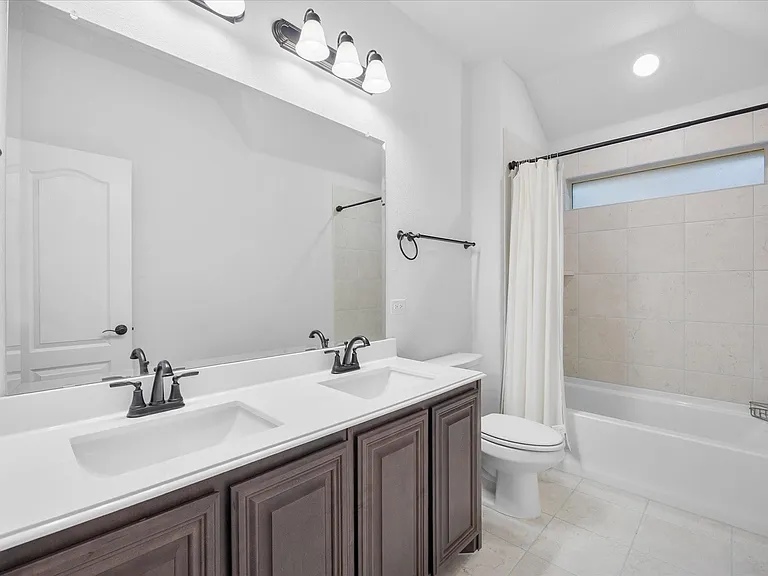 1904 Frediano Ln — Photo 27