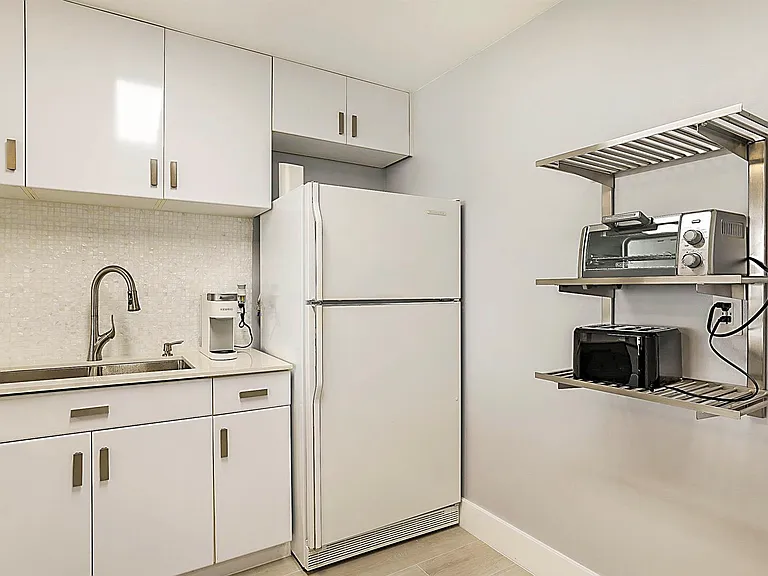 2121 N Ocean Blvd #1103W — Photo 18