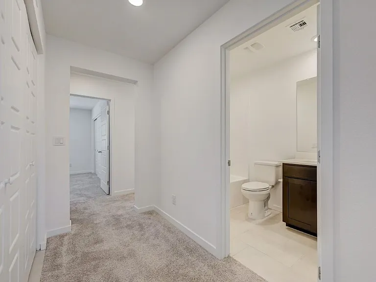 10772 Paget Ct — Photo 31