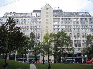 222 The Esplanade #529, Toronto, ON M5A4M8