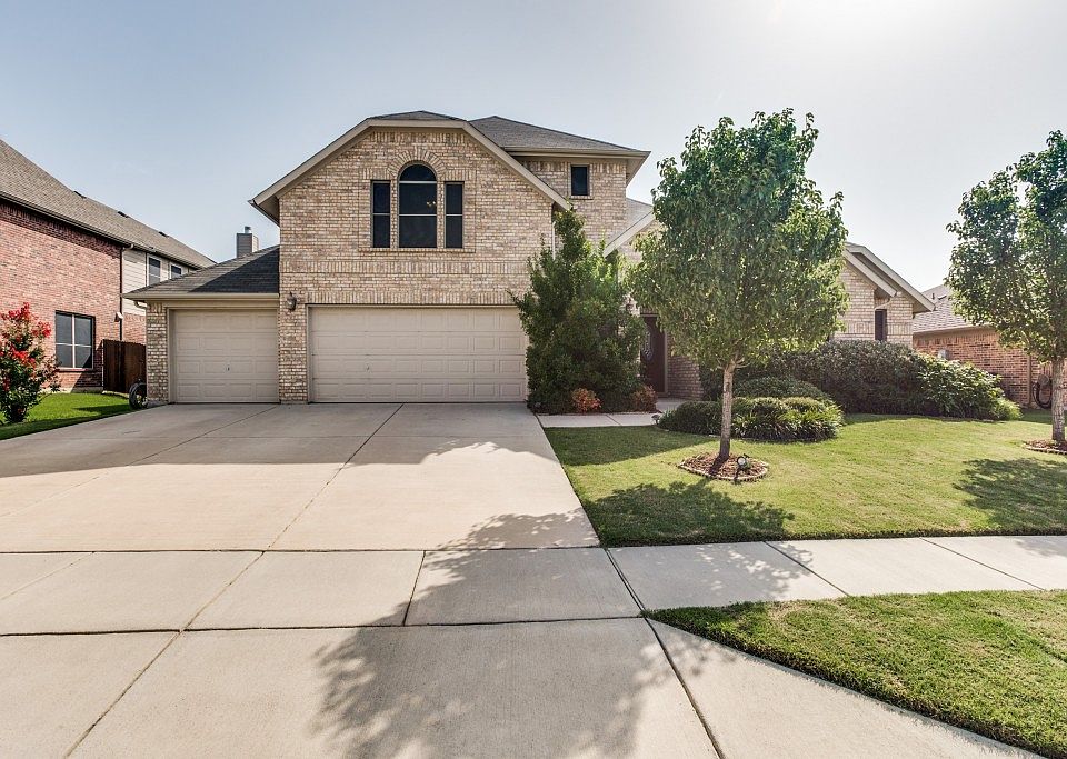 1st image of 3109 Luminara Dr