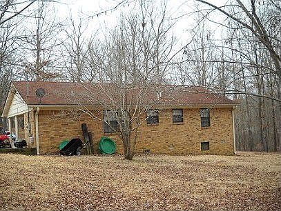2nd image of 389 Oak Hill Dr