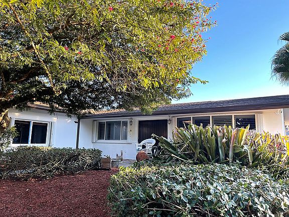 2nd image of 12921 SW 52nd St