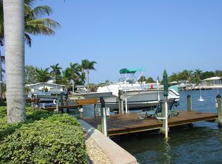 34 Seaside Ct, Holmes Beach, FL 34217