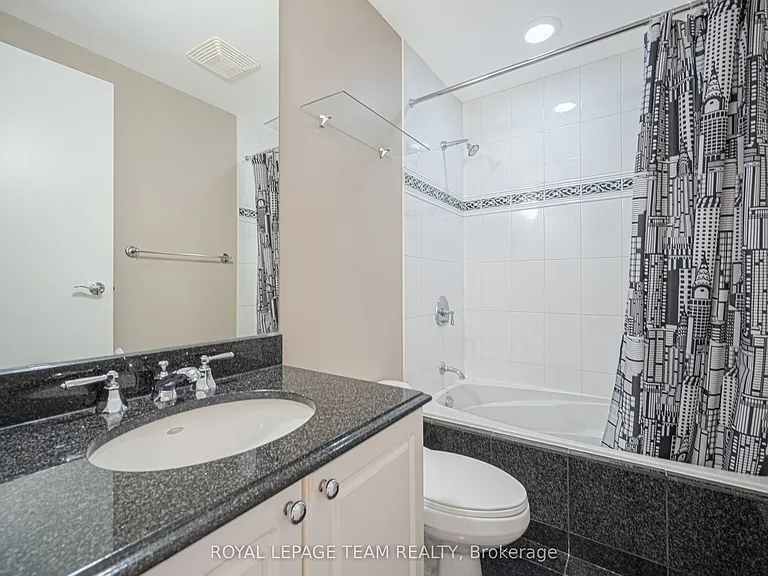 700 Sussex Dr #601 — Photo 14