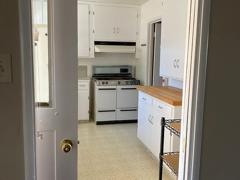 239 Santa Lucia Dr — Photo 16