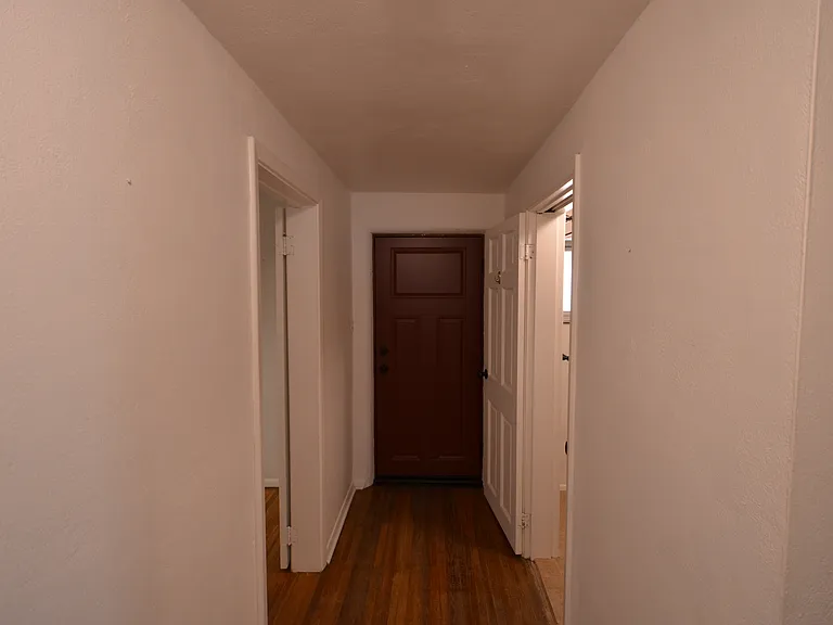 303 Villeros St — Photo 41