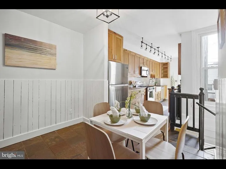 1640 S Charles St — Photo 12