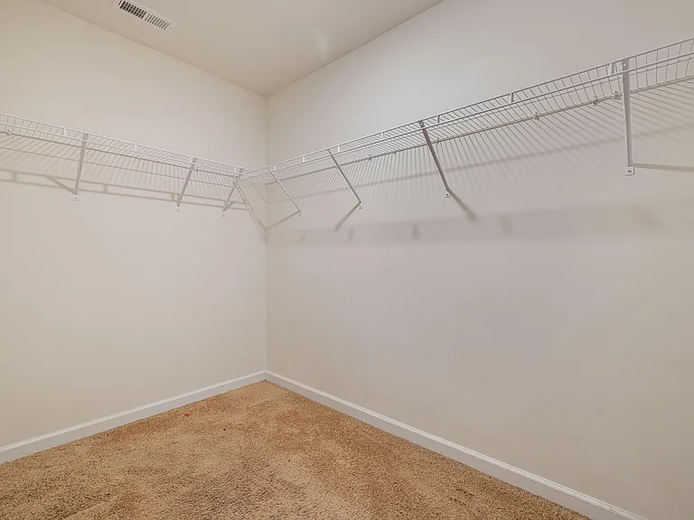 1124 Tay Sta — Photo 33