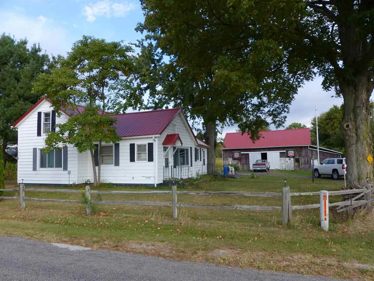 22145 Osborne Rd photo 1
