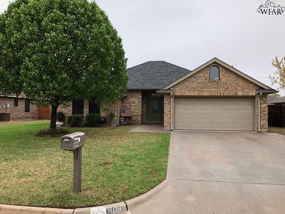 1st image of 804 Sugarbush Ln