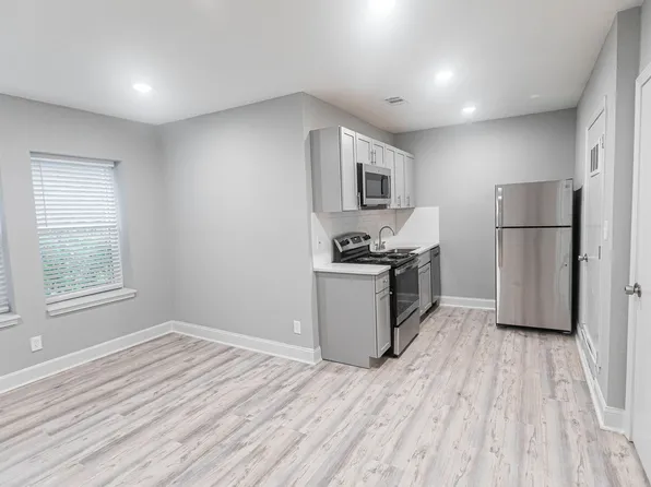 1205 E Armour Blvd, 1205 E Armour Blvd #103, Kansas City, MO 64109