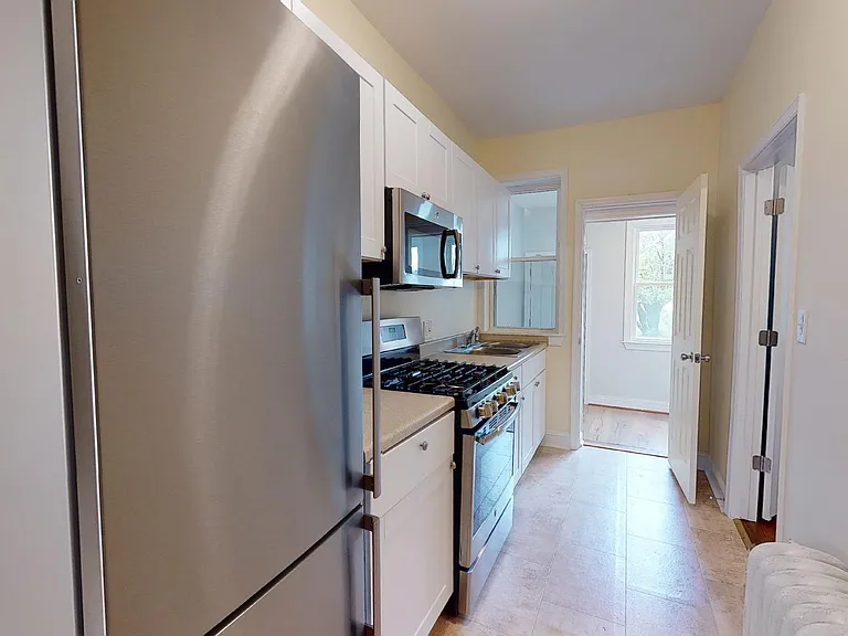 237 15th St SE — Photo 24
