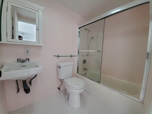 Rented by New Group Realty, Inc. | media 3