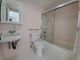 Rented by New Group Realty, Inc.