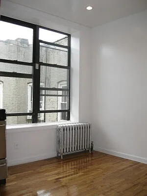 Rented by Tower Brokerage | media 22