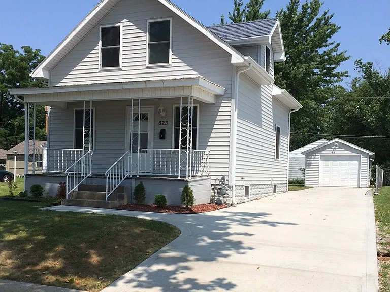 623 Kenwood Ave — Photo 1