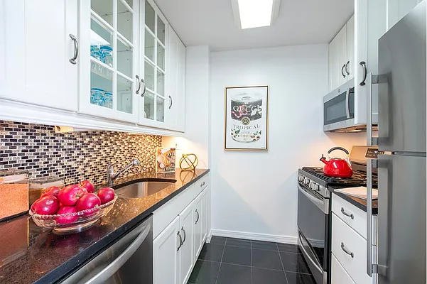 Sold by Douglas Elliman | media 16