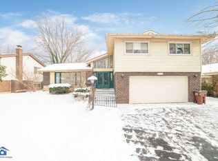 18843 Center Ave, Homewood, IL 60430