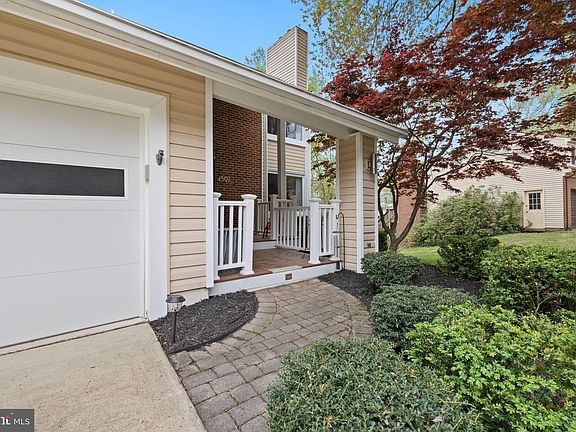 5th image of 4397 Ashgrove Dr