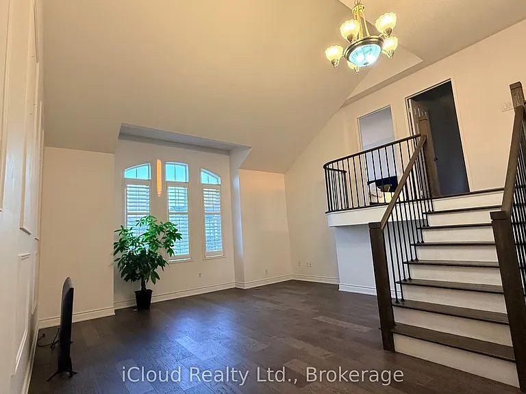 1013 McCuaig Dr — Photo 17