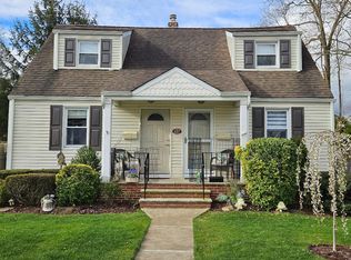 237 David Hooper Pl FLOOR 2, Westwood, NJ 07675