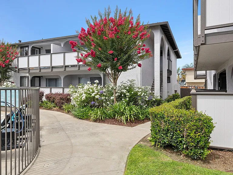 Solera Apartment Community — Photo 10