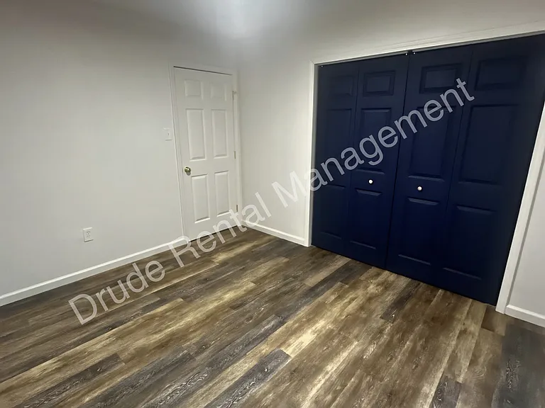 24473 Marie Ct — Photo 32