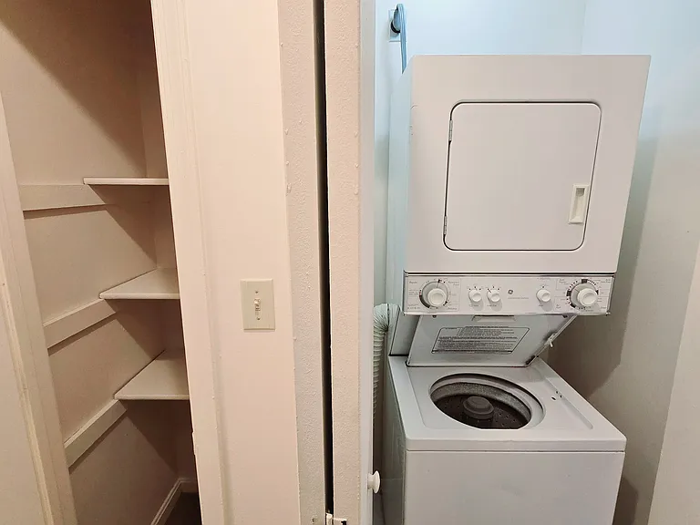 2 Bedroom 2nd Floor Laundry Room