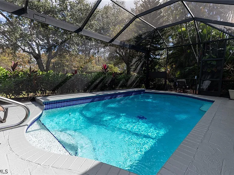 9411 Old Hickory Cir — Photo 29