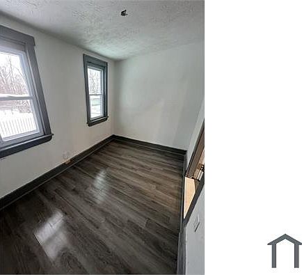 5th image of 16806 Langly Ave