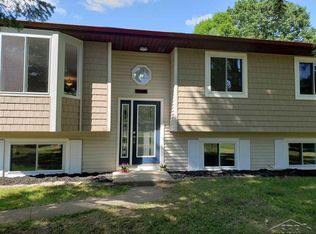 5101 Dennis St, Flint, MI 48506