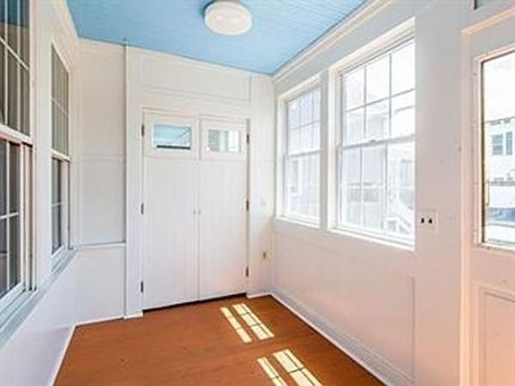 3rd image of 15 River Street Pl