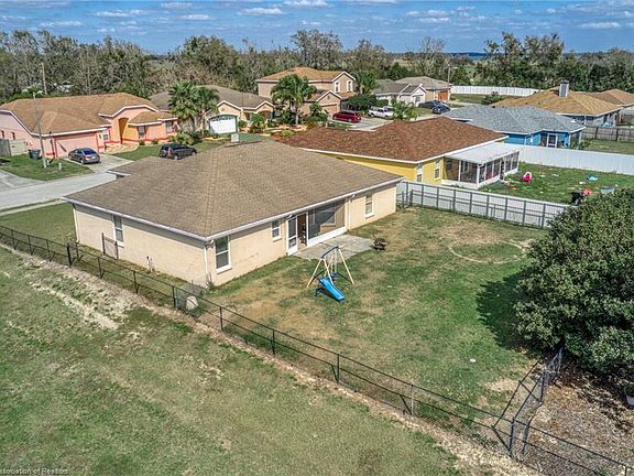3rd image of 4603 Great Blue Heron Dr