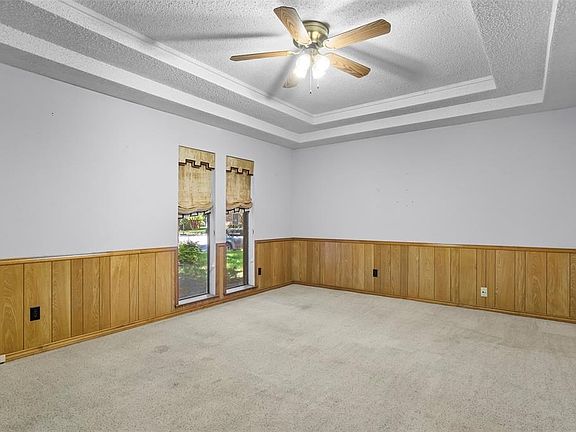 3rd image of 10102 Ashglen Cir