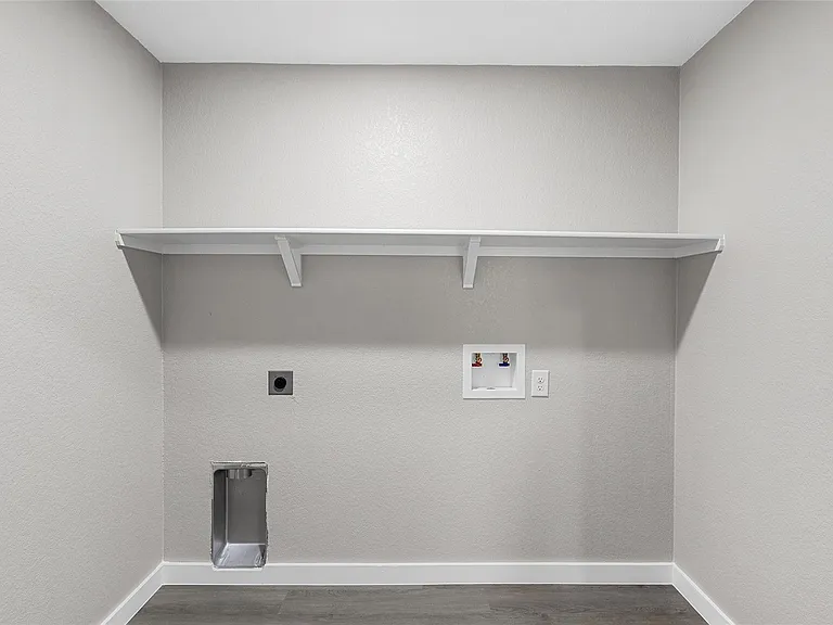405 Hogan Ln #A & B — Photo 11