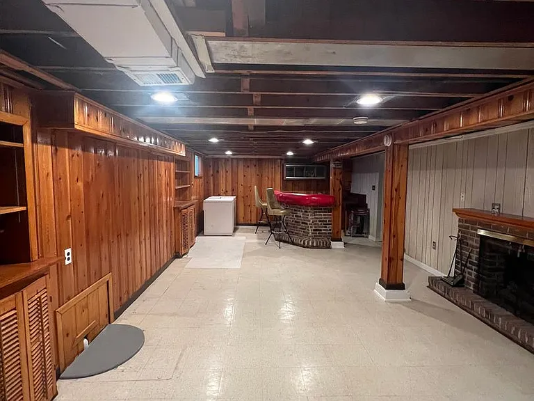 2518 Linwood Rd — Photo 22