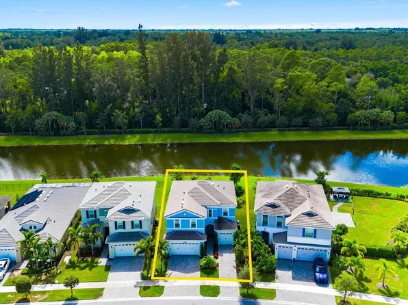 15662 Orchard Dr, Loxahatchee, FL 33470