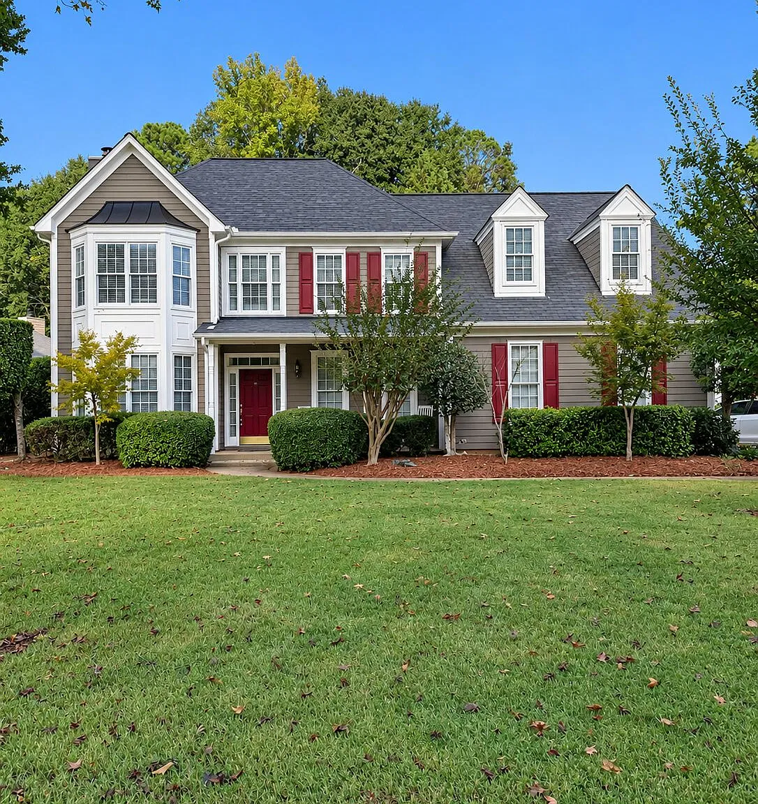 4 bed, 2.5 bath, 2344 sqft, $2,295 — Photo 1