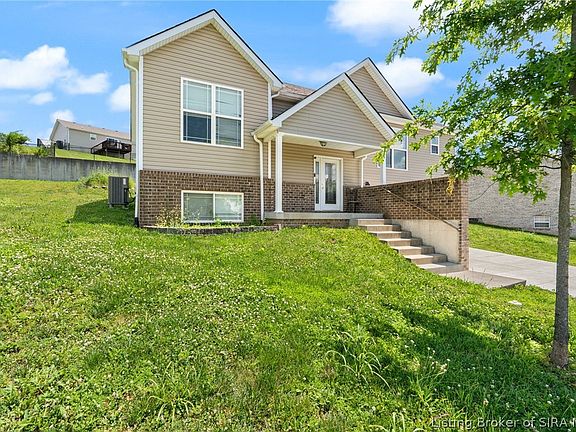 3rd image of 2814 Rolling Creek Drive