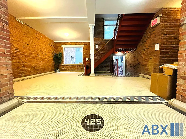 425 Keap St #4A — Photo 7