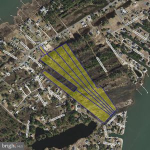 Lots 1 2 3 4 18 58 Main St, Chincoteague Island, VA, 23336