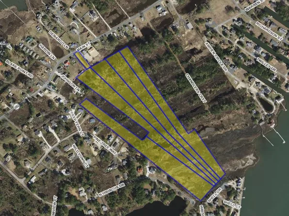 Lots 1 2 3 4 18 58 Main St, Chincoteague Island, VA 23336